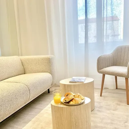 The Cosy Clémenceau